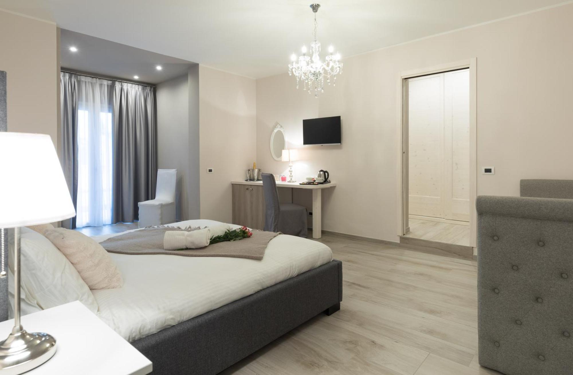 Residenza Conca Verde B&B La Suite Rogolo Екстер'єр фото